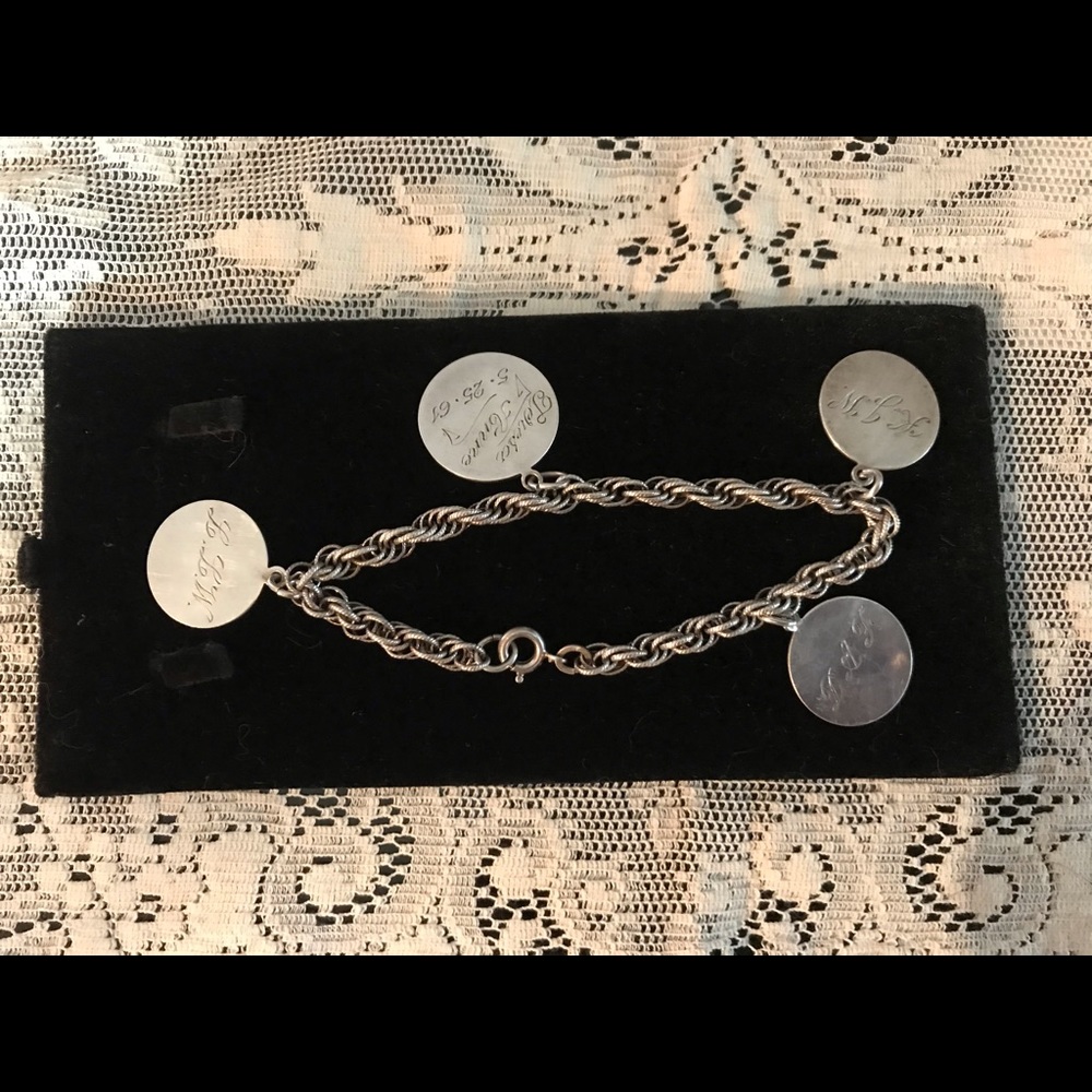 VINTAGE STERLING 925 CHARM BRACELET LOVE TOKENS
